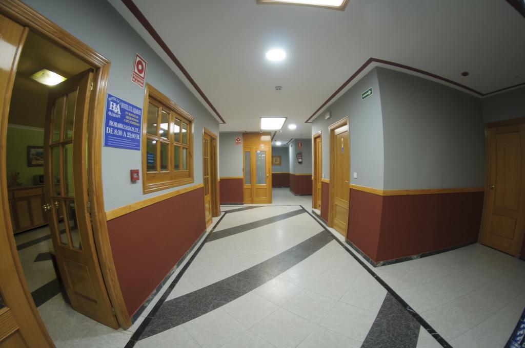 Hotel Lux Aljarafe 마리나데알자라프 외부 사진