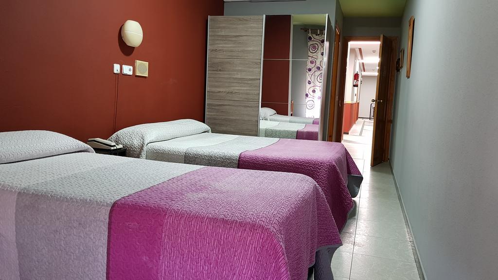 Hotel Lux Aljarafe 마리나데알자라프 외부 사진