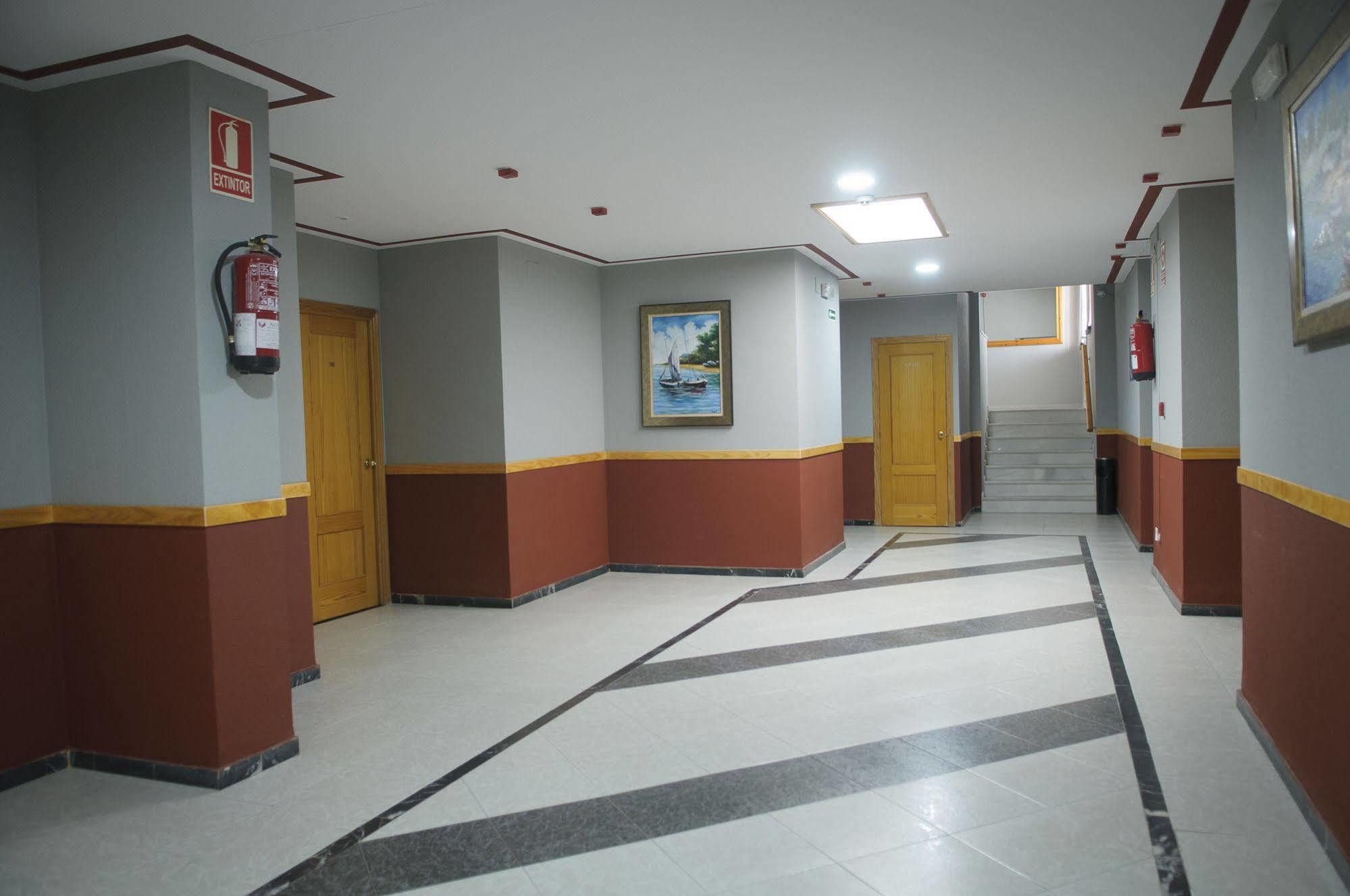Hotel Lux Aljarafe 마리나데알자라프 외부 사진